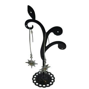 Dangling Starburst Silver Earrings With Hook‎ Closure